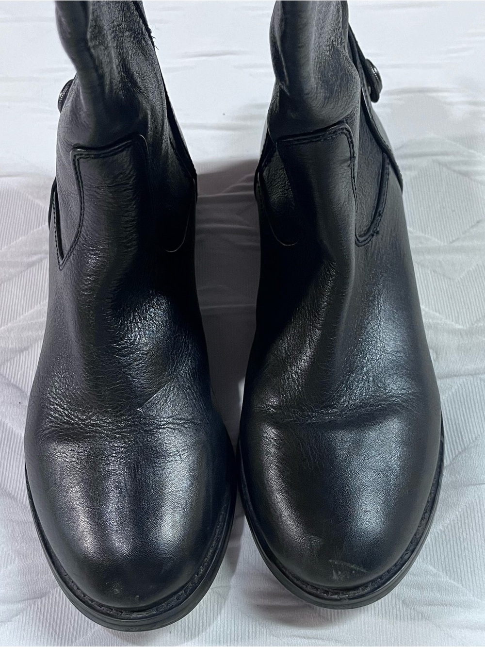 Arturo Chiang Black Leather Calf Button-Accent Boots Size 7.5 - Picture 4 of 8